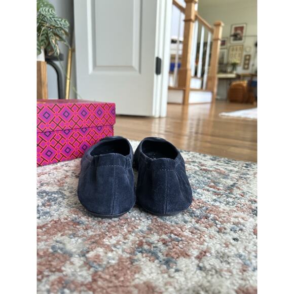 Tory Burch Suede Navy Logo Flats Size 8 - Picture 3 of 6